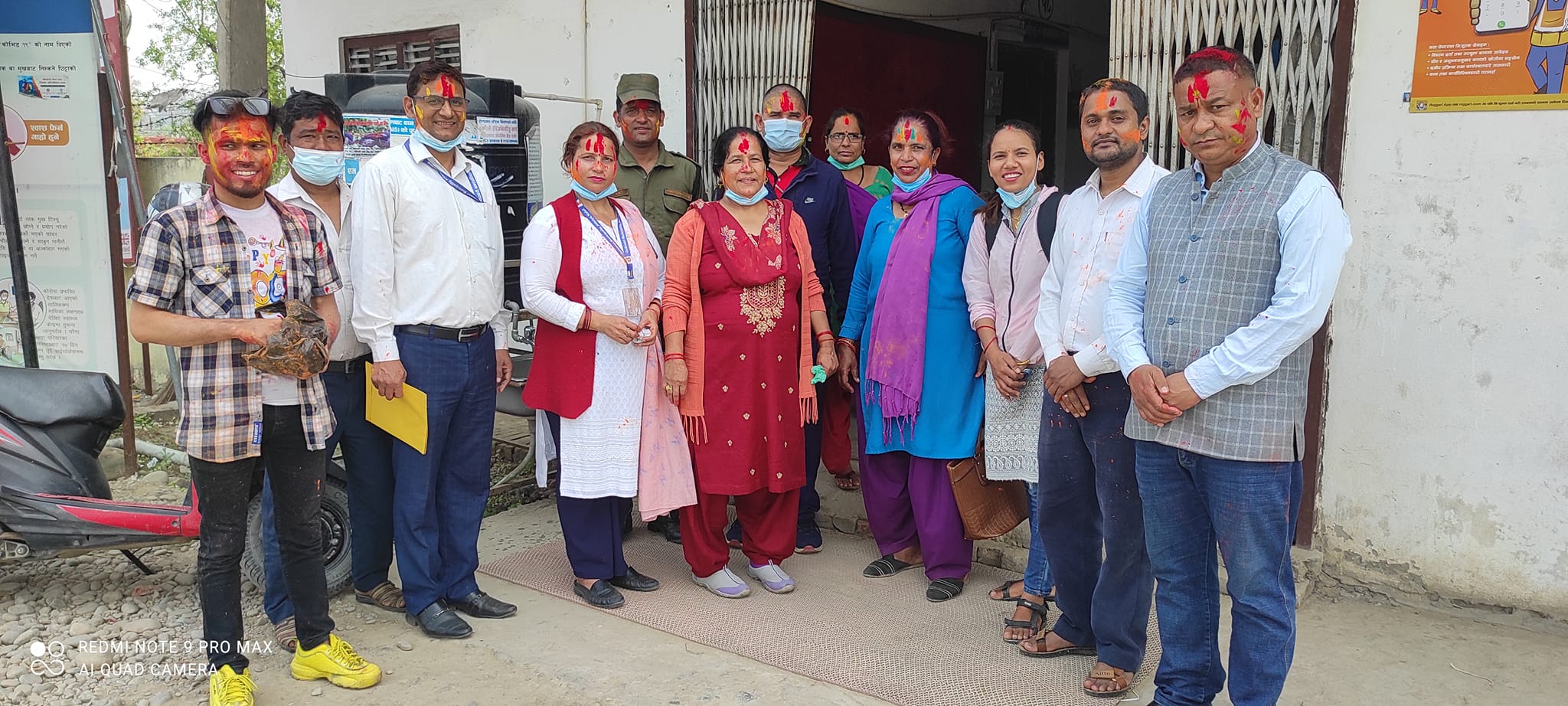 गोदावरीका कर्मचारीहरुले पनि होली पर्ब मनाए